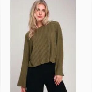 Lulus Cuddle Up Love Olive Green Sweater Top Sz S
